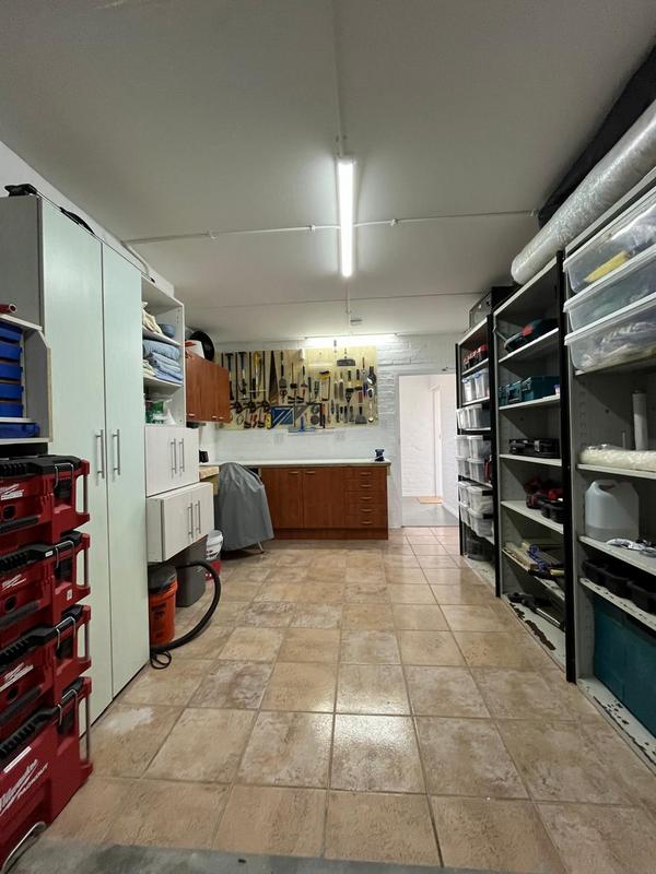 5 Bedroom Property for Sale in Kleinbaai Western Cape